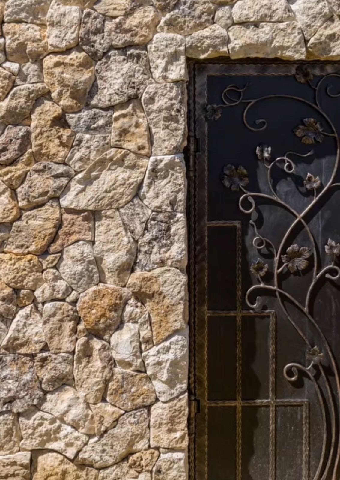 Rock & Split Face whatsapp image 2025 06 10 at 10.49.47 am 1.jpeg